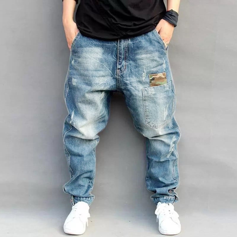 street-style-denim-harem-pants